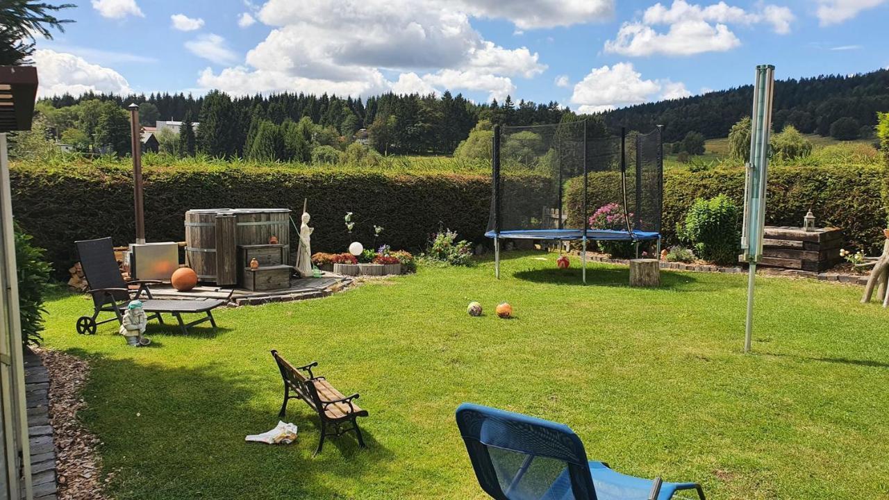 Monis Gemuetliche Ferienwohnungen Suhl Esterno foto