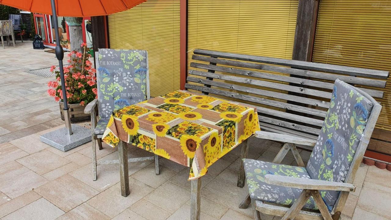 Monis Gemuetliche Ferienwohnungen Suhl Esterno foto